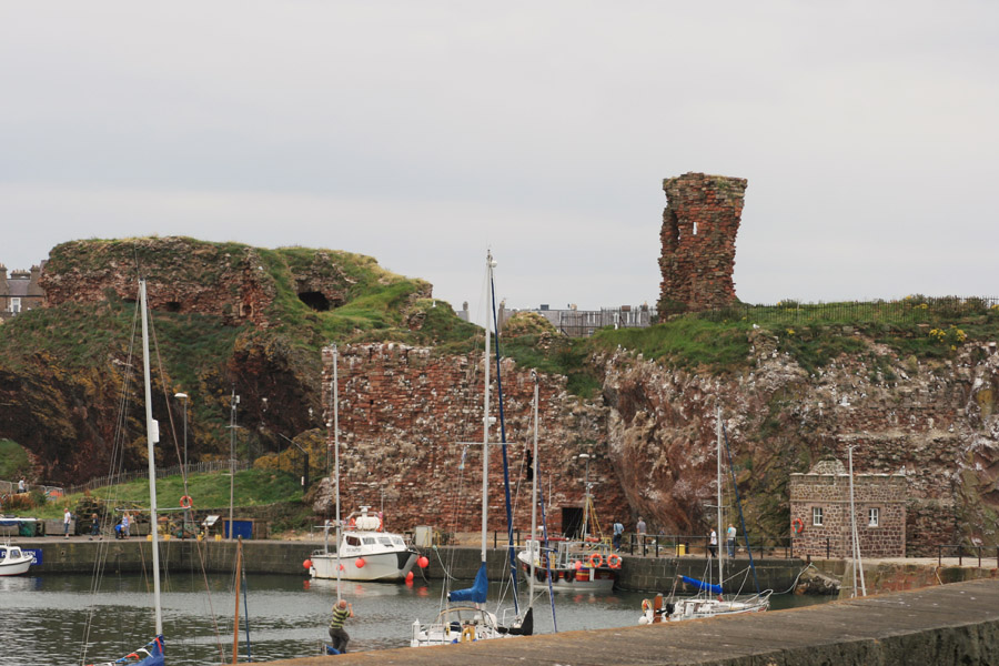 Dunbar Castle Castle in Dunbar, East Lothian Stravaiging around